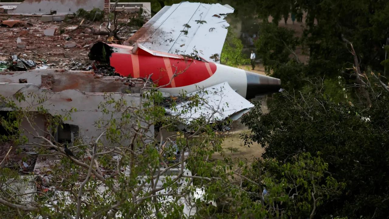 Air India Crash Investigation Focuses On Fuel Control Switches Image