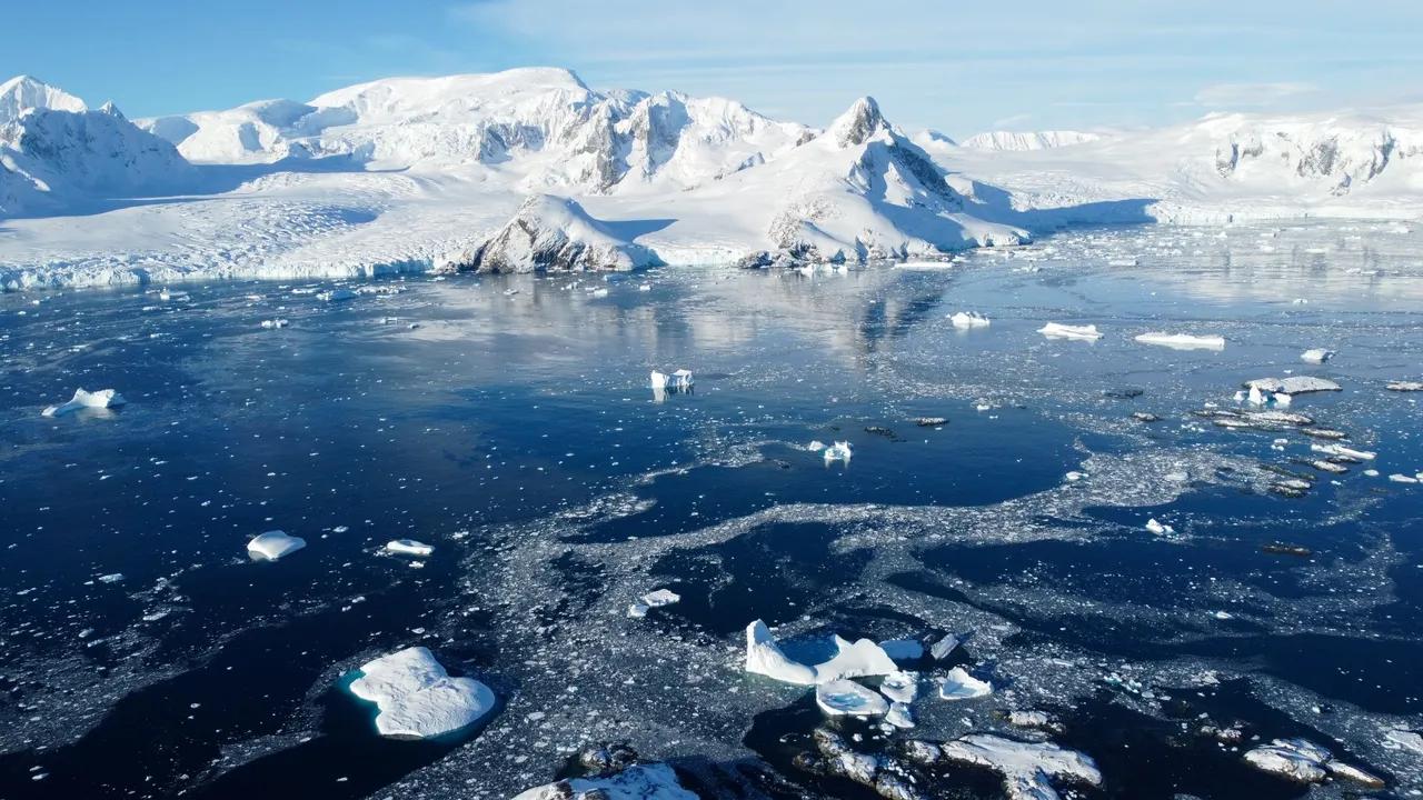 Scientist Warns Of Climate Threshold In Antarctica Image