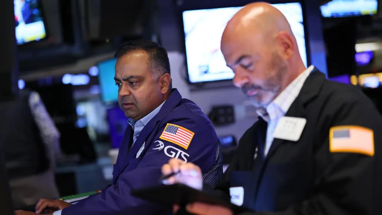 Stock Futures Decline As Trump Announces 50% Tariff On Brazil Image