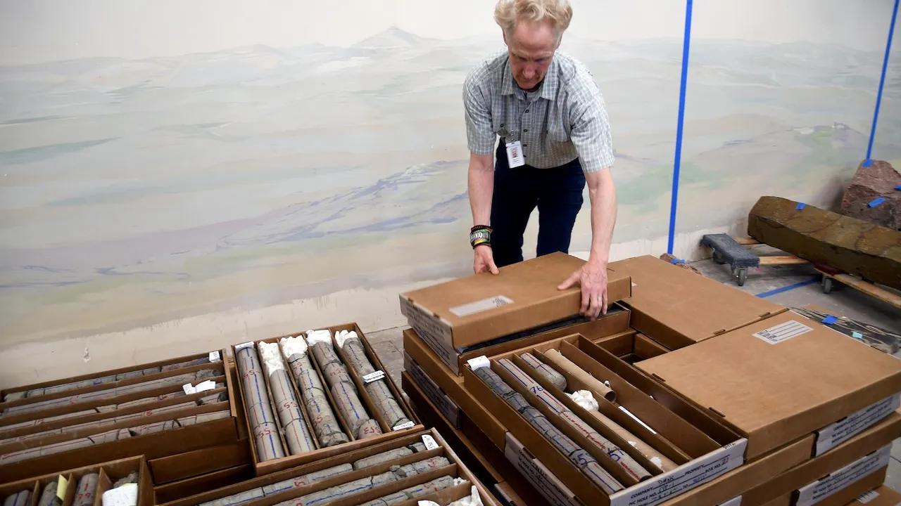 Denver Museum Unearths Dinosaur Fossil Beneath Parking Lot Image