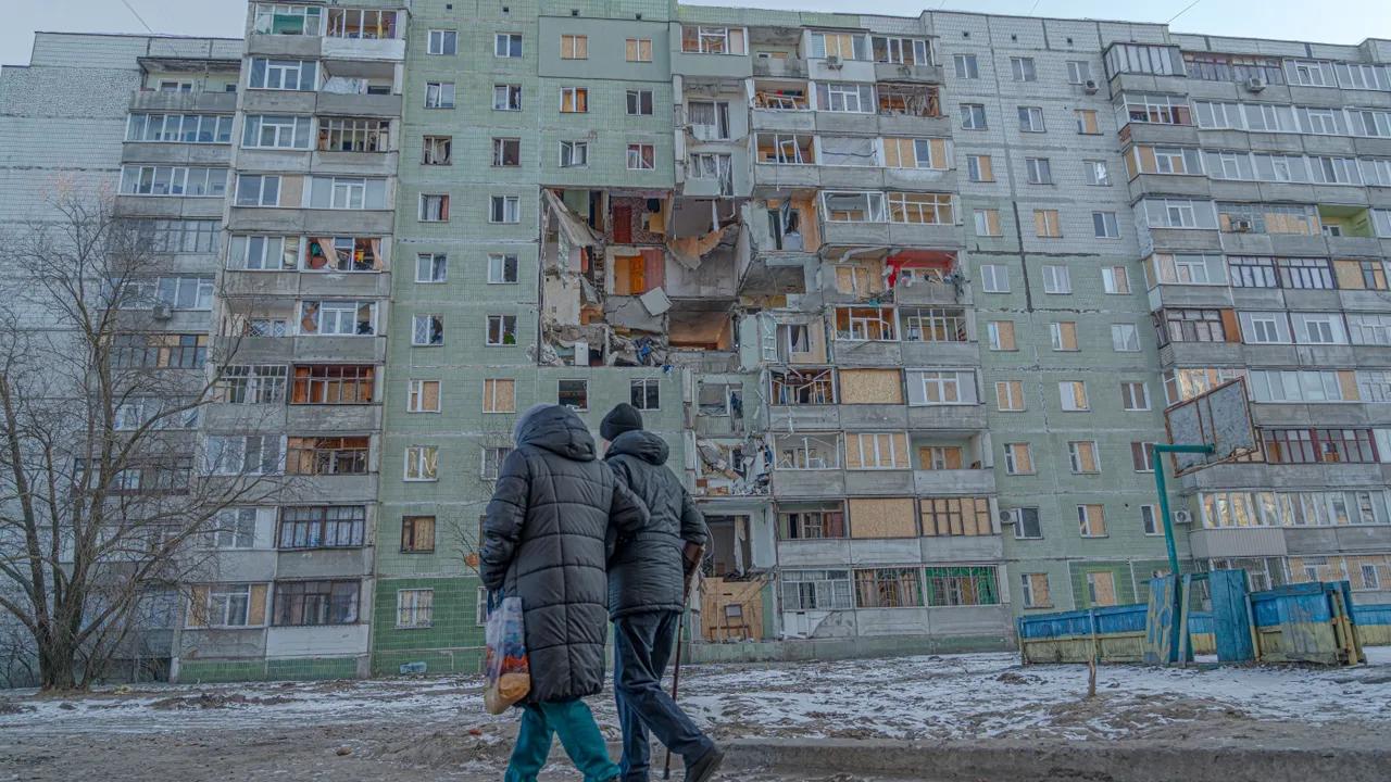 Sumy Faces New Russian Offensive Amid Cultural Resilience Image