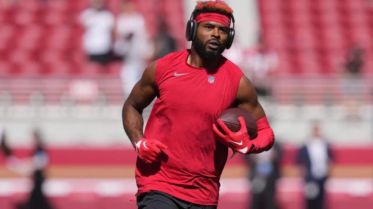49ers' Jauan Jennings Seeks New Contract Amidst Training Camp Arrival Image