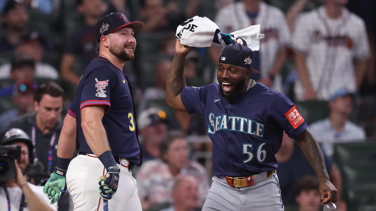 Cal Raleigh Wins 2025 Mlb Home Run Derby At Truist Park Image