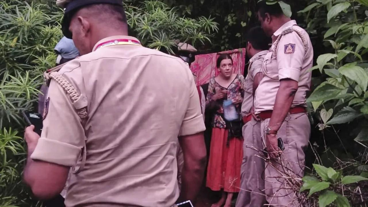 Russian Woman And Daughters Found Living In Indian Forest Cave Image