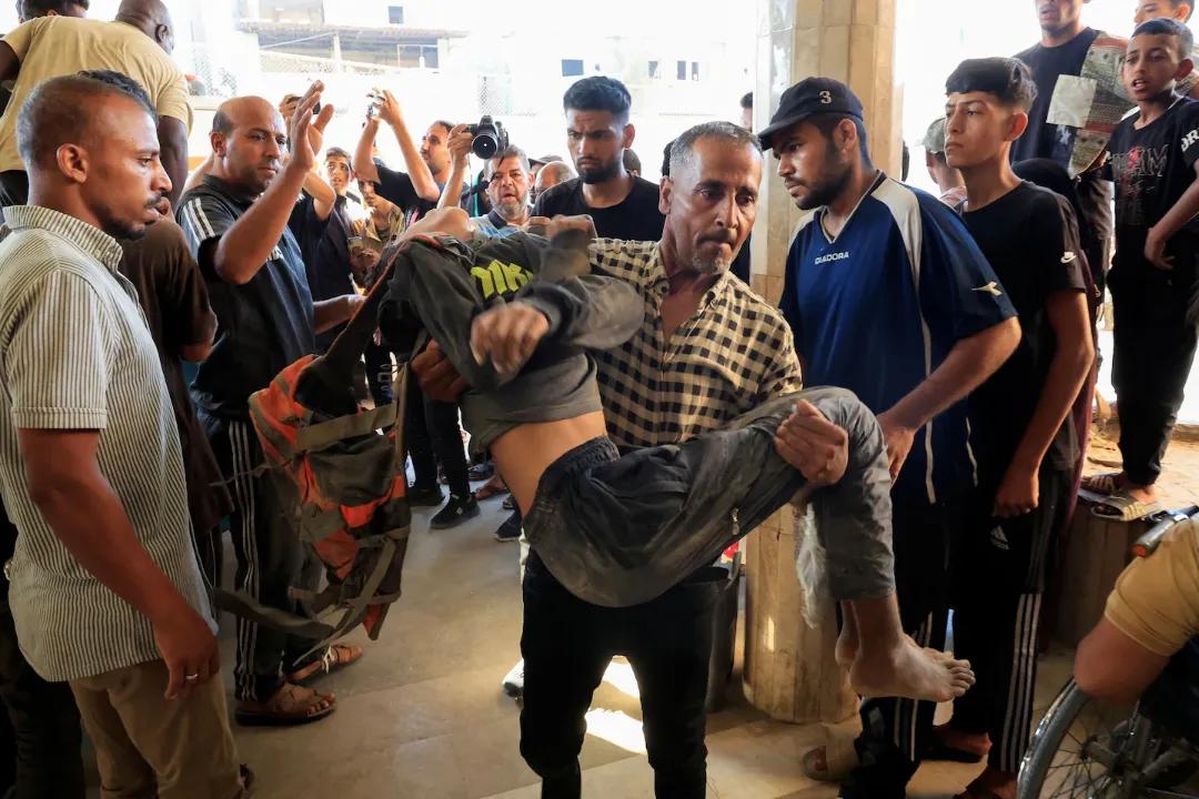 Tragic Stampede At Gaza Aid Site Claims 21 Lives Image