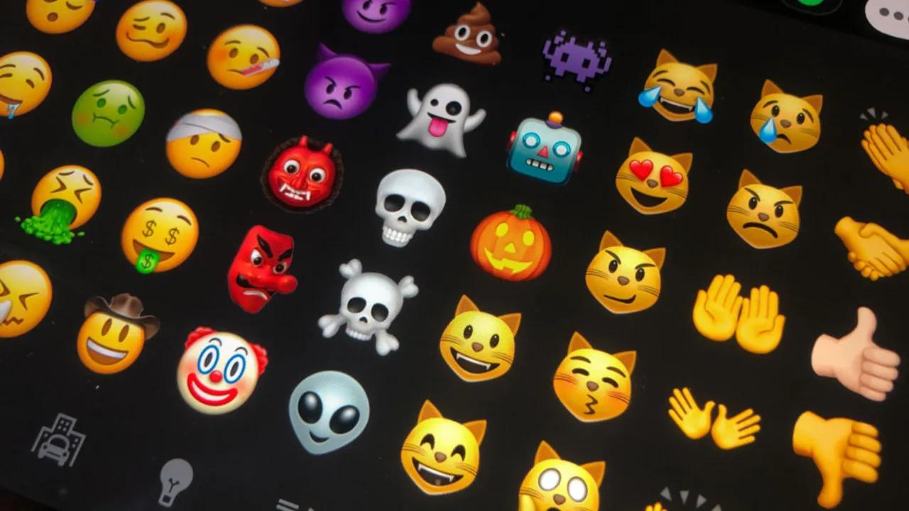 Apple News+ Introduces New Emoji-based Puzzle Game Image
