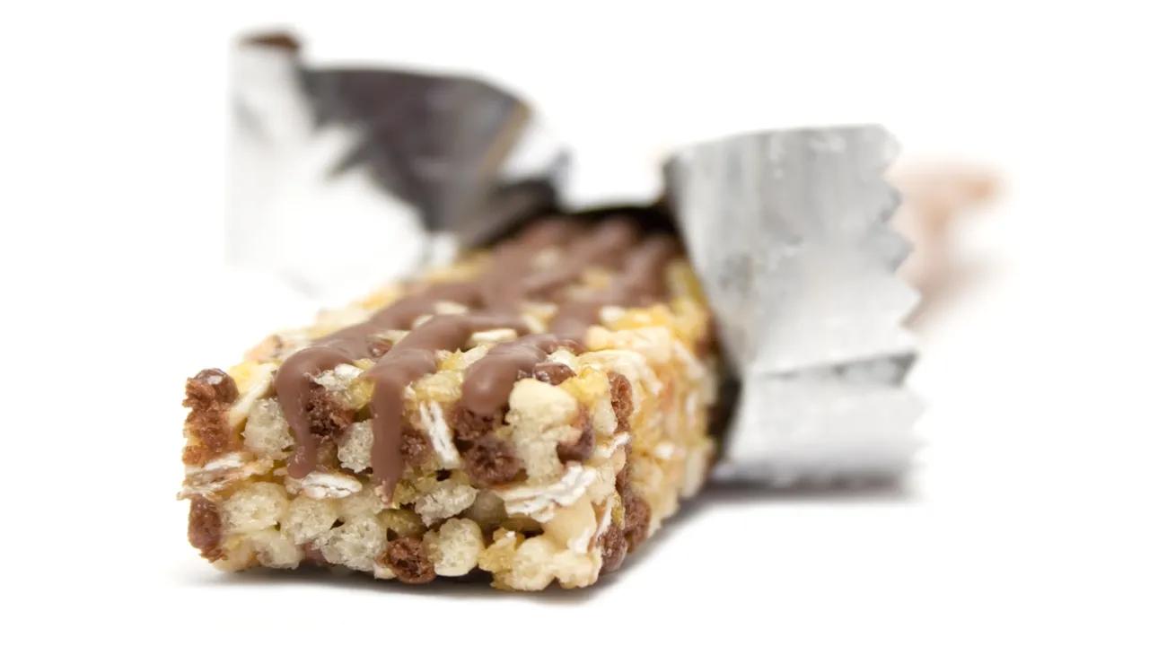Evaluating The Hype Around High-protein Snacks Image