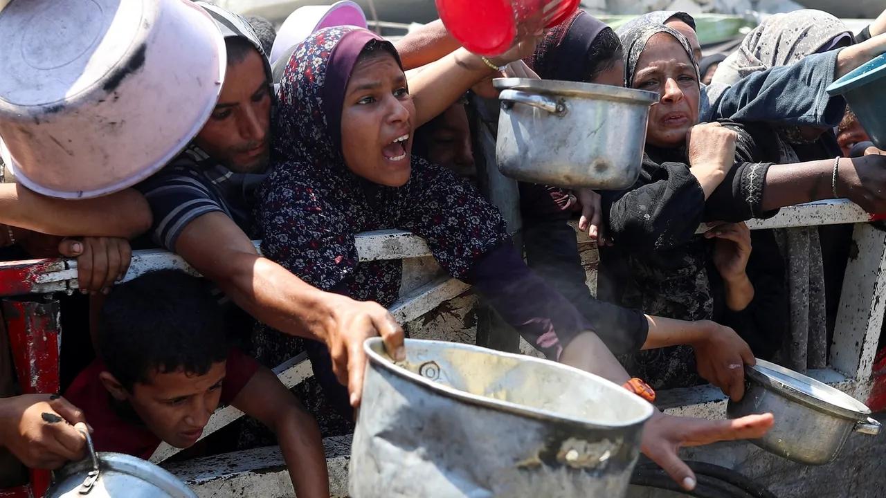 Aid Groups Warn Of 'mass Starvation' In Gaza Amid Conflict Image