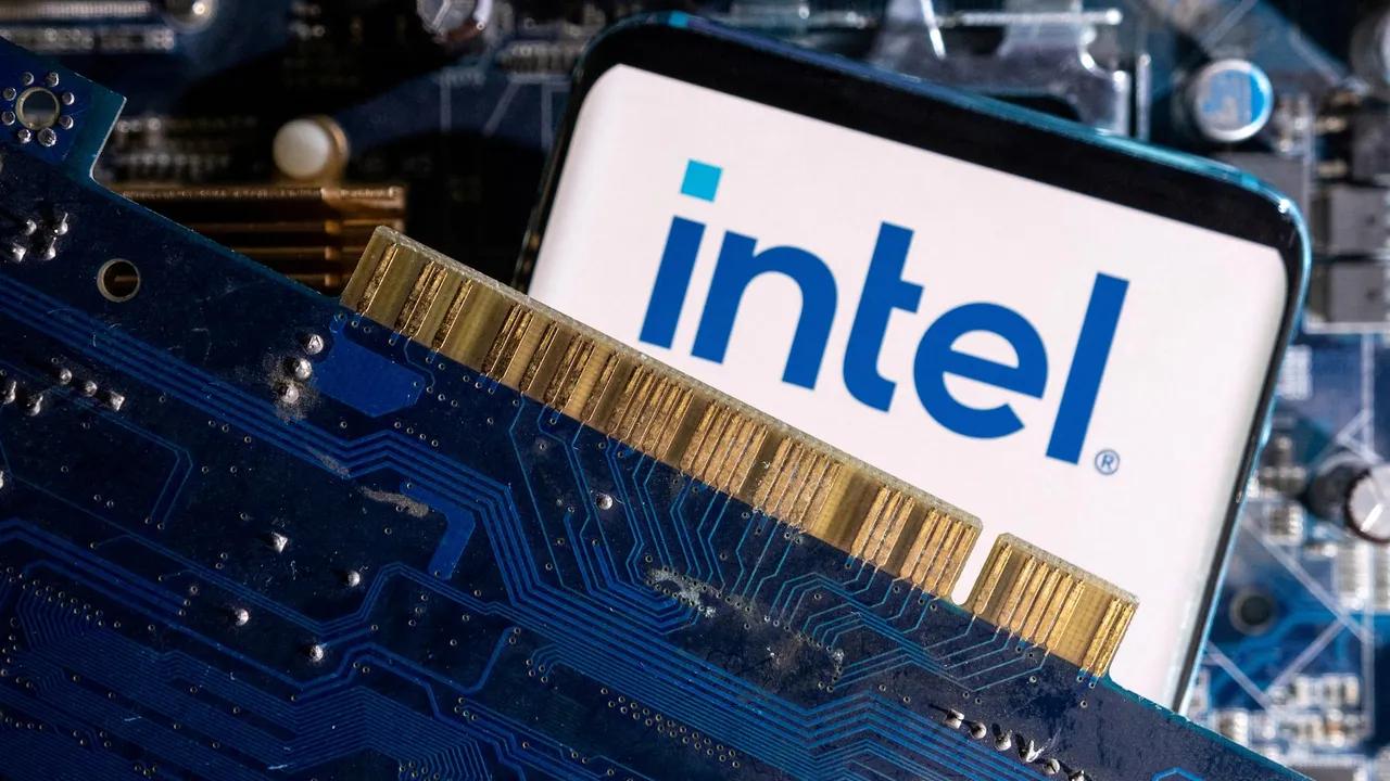 Intel Announces Major Workforce Reduction Amid Strategic Overhaul Image