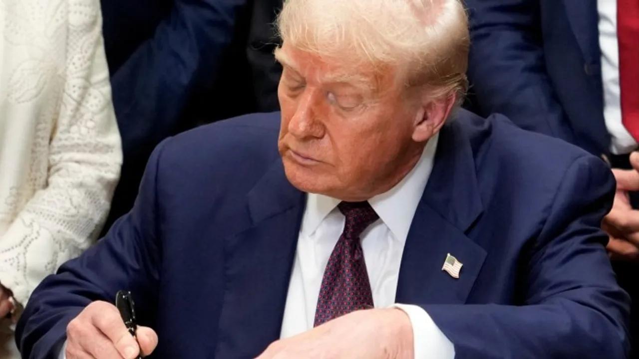 Trump Imposes Sweeping Tariffs, Escalating Global Trade Tensions Image