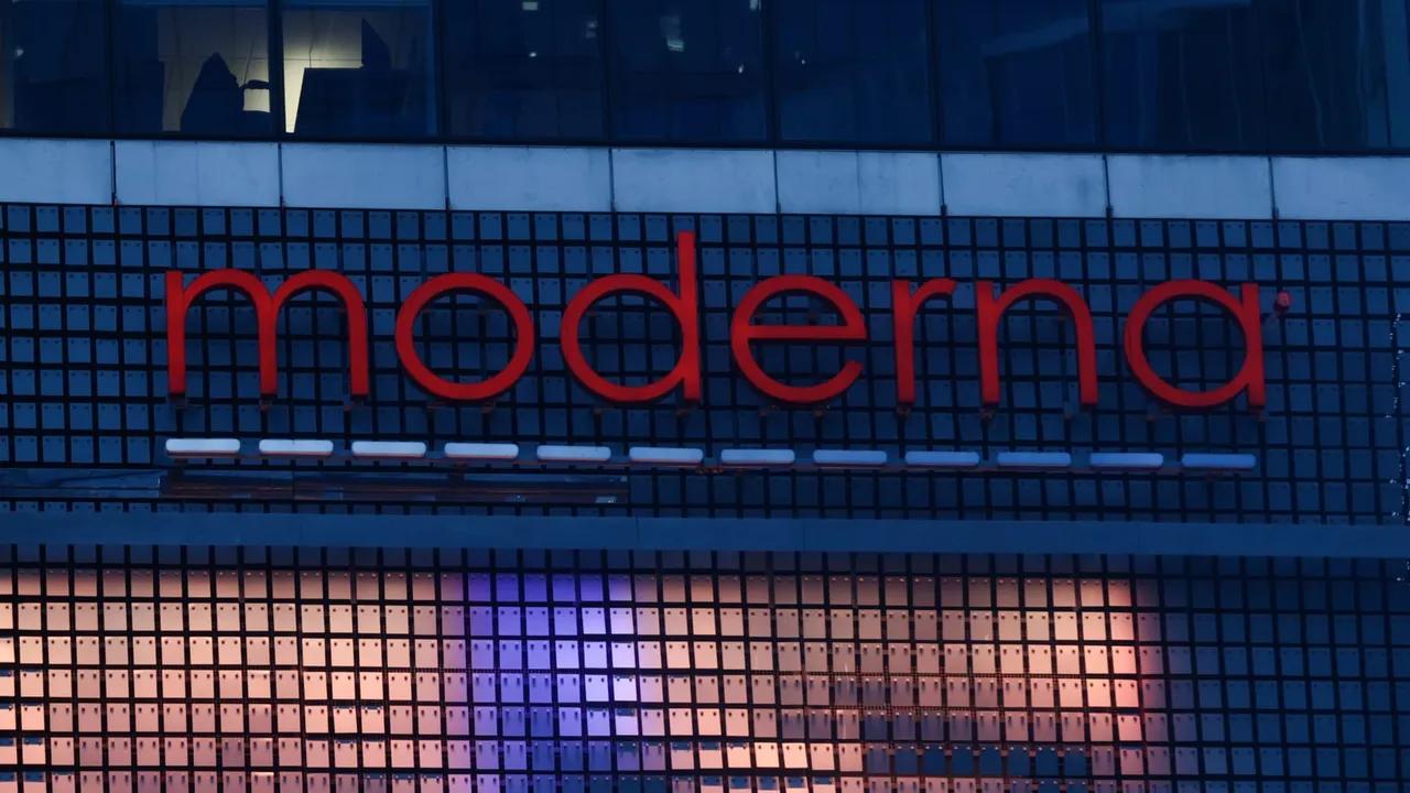 Moderna Lowers 2025 Revenue Forecast Due To Uk Vaccine Shipment Delay Image
