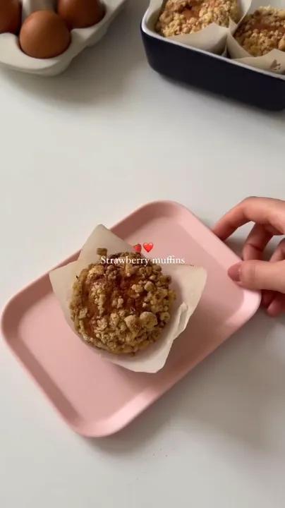 Strawberry Streusel Muffins Recipe Image