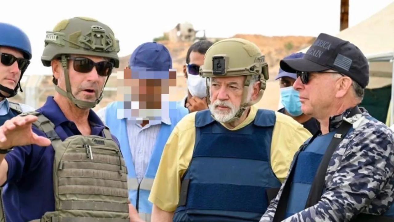 ABD Elçileri İnsani Krizin Ortasında Gazze Yardım Bölgesini Ziyaret Etti Image