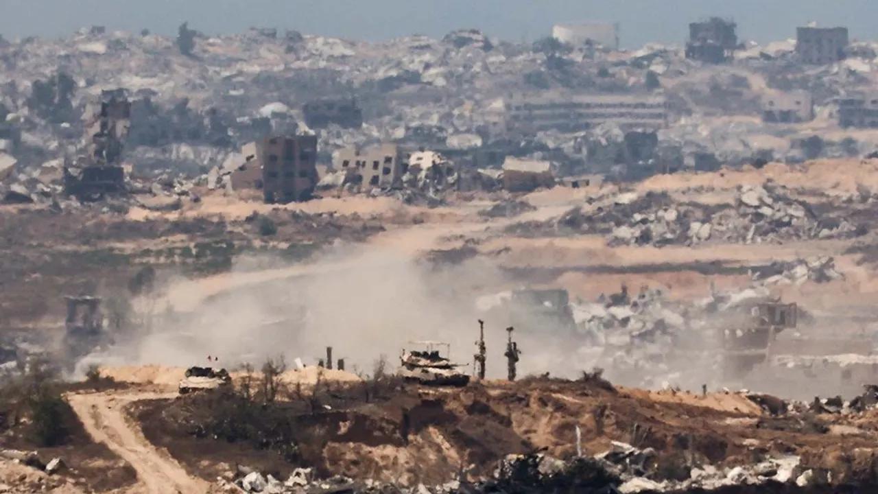 Israil, Gazze'deki Kızılay Karargahını Hedef Aldı Image