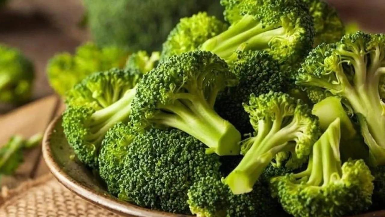 Brokolinin Bilinmeyen Zararları: Sağlıklı Tüketim İçin Öneriler Image