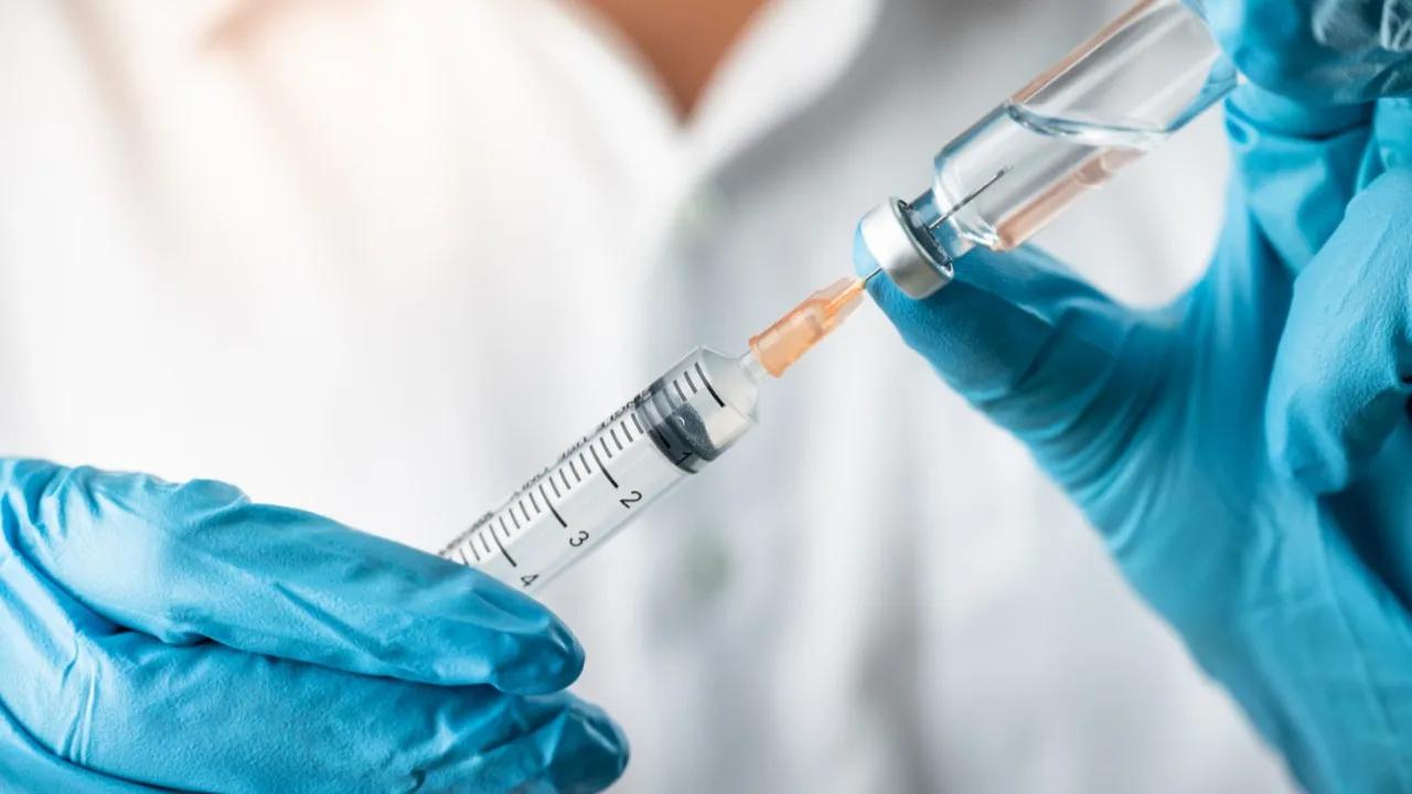 Rusya'da mRNA Tabanlı Kişiselleştirilmiş Kanser Aşısı Denemeleri Başlıyor Image