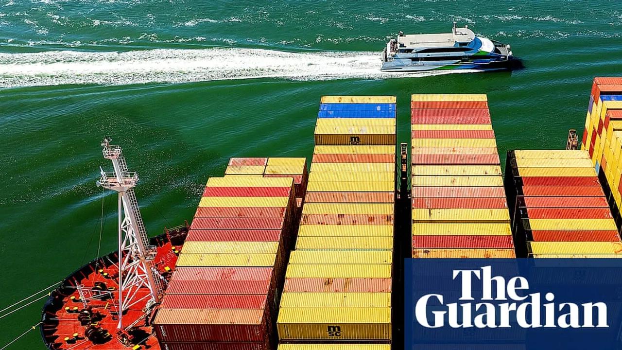 New US Tariffs Impact Global Exports Amidst International Reactions Image