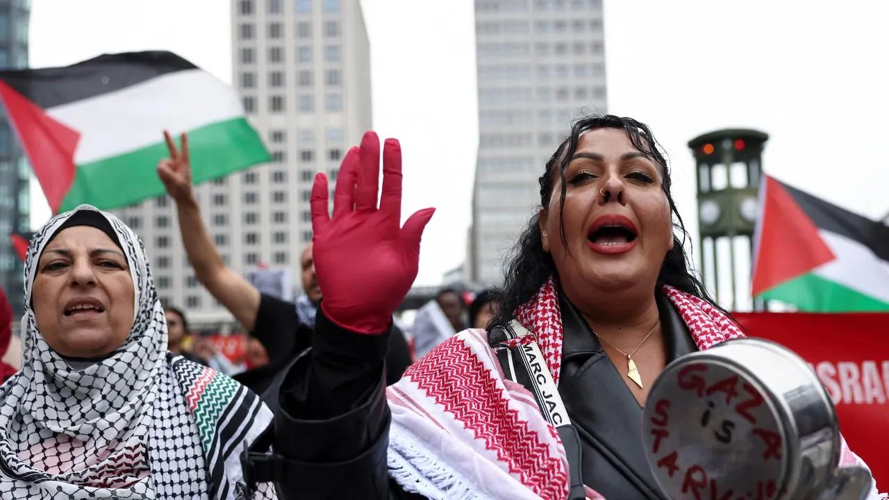 Germany Adjusts Arms Exports Amid Gaza Humanitarian Crisis Image