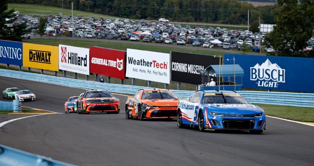 Connor Zilisch Injured In Victory Lane Fall, Misses Cup Series Race Image