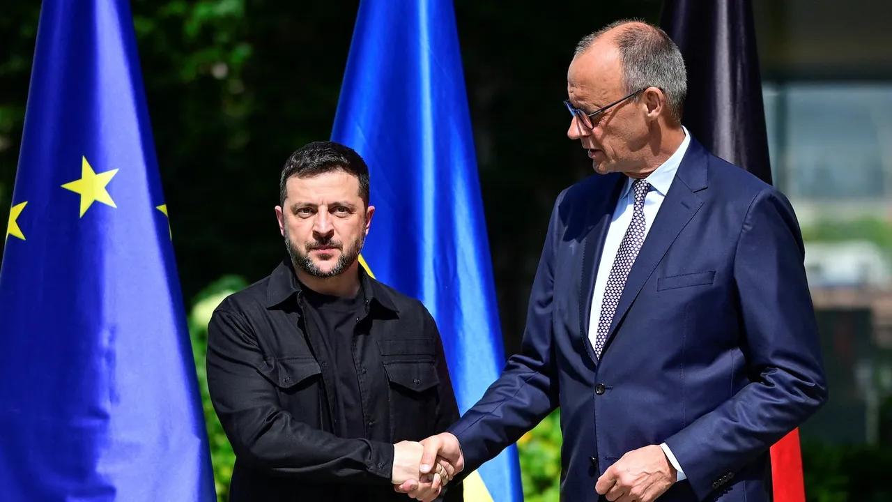 Zelenskiy Meets with Trump and EU Leaders Ahead of US-Russia Summit Image