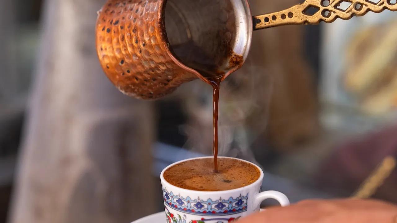 Kahve Tüketiminin Ruh Haline Etkisi: Sabah Saatlerinin Önemi Image