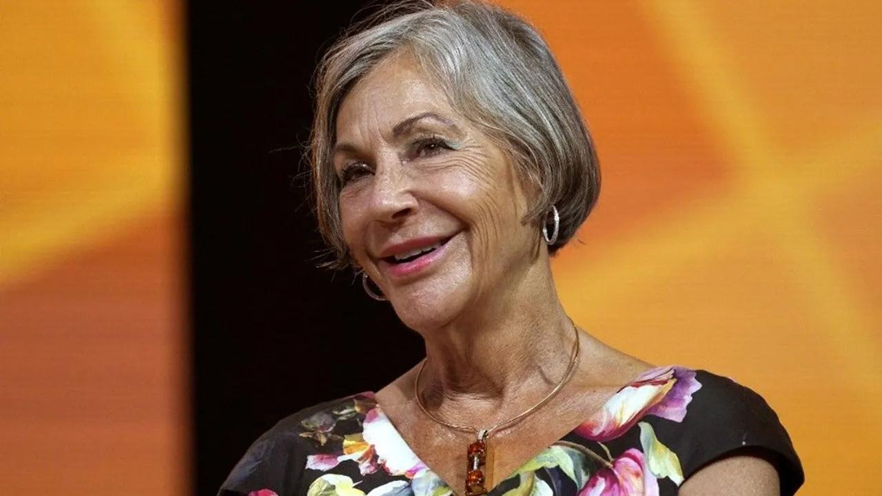 Alice Walton: Dünyanın En Zengin Kadını ve Sanat Tutkusu Image
