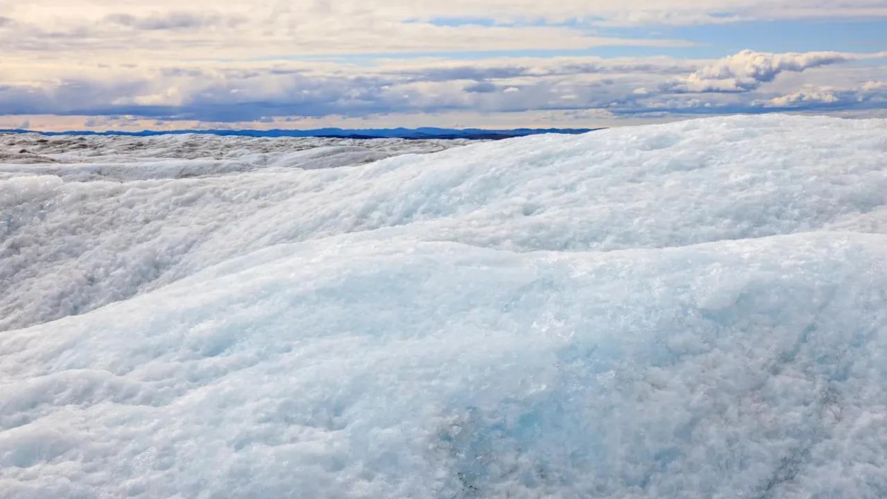 Unprecedented Meltwater Eruption Discovered in Greenland Ice Sheet Image