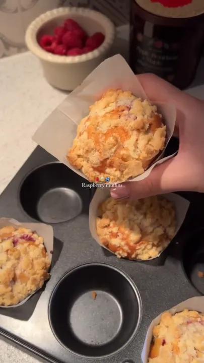 Raspberry Muffins Recipe Image