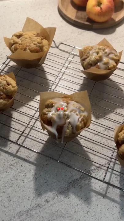 Apple Cinnamon Streusel Muffins Recipe Image